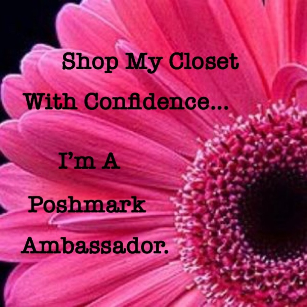 🌿🌸Poshmark Ambassador🌸🌿
